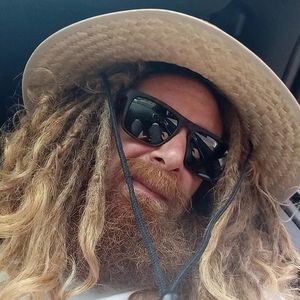 Meet your Posher, Phillip